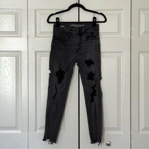 American Eagle Outfitters Women's Ripped Skinny Jeans in Black